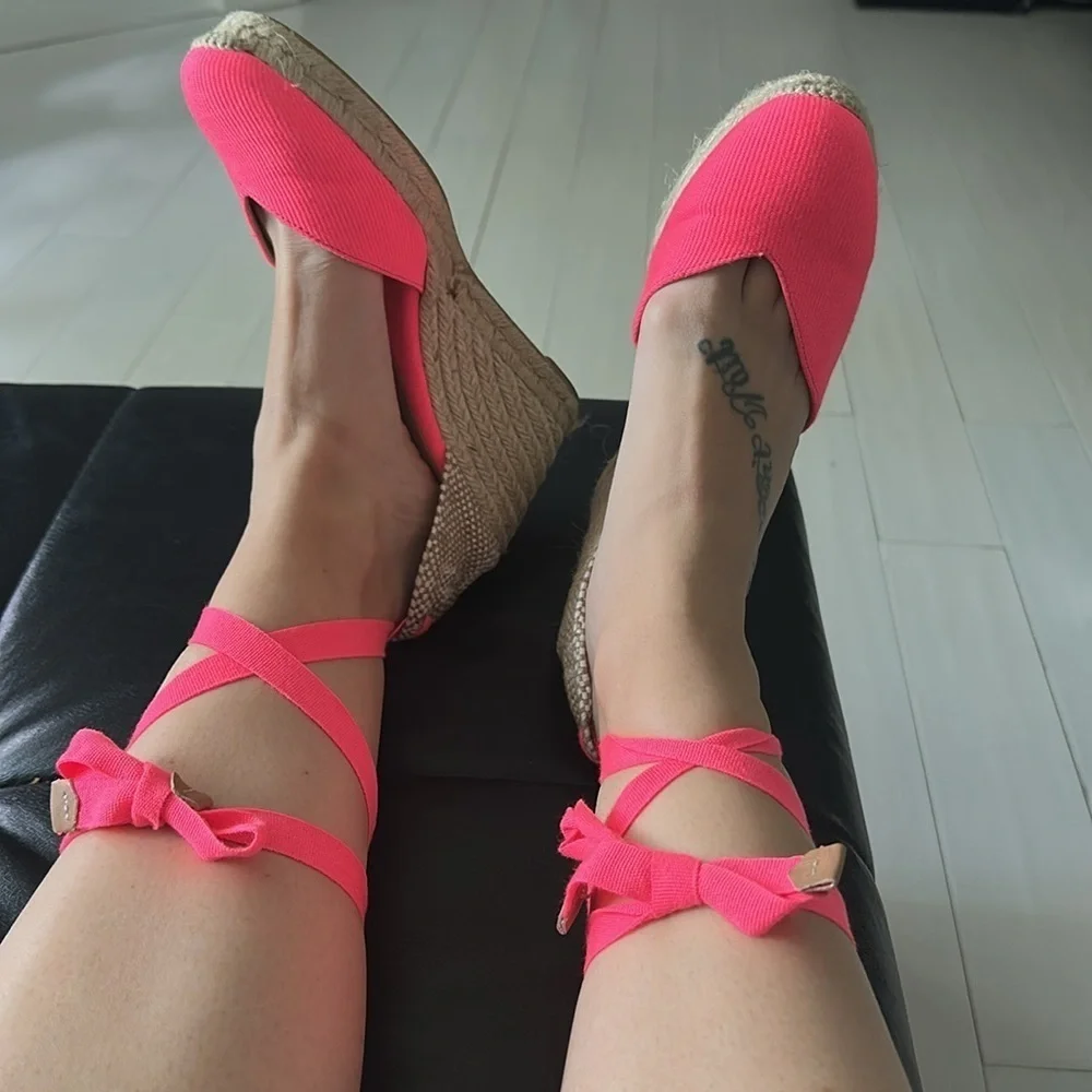 Castaner Espadrilles Wedges Sandals Wrap Around Shoe Lace Up Neon Pink Size US 9